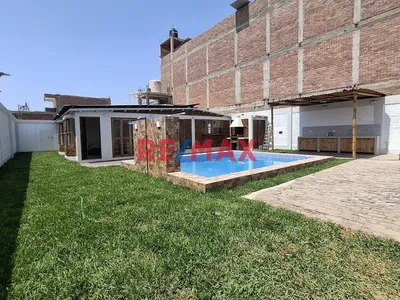 Casa En Venta En Amplio Terreno – Ubicación Inmejorable, Playa Los Pulpos, Lurín