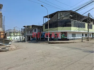 Venta de Local Comercial en Villa María del Triunfo - Lima 0 Dormitorio 