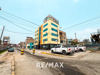 Se Vende Oficina En Av Nestor Gambeta Callao