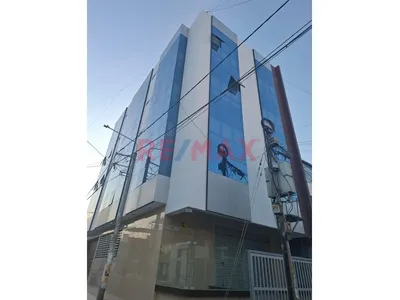 Minidepartamento En Alquiler En Cuarto Piso En Urb. La Primavera - Chiclayo