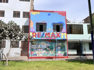 Venta De Colegio Con Licencia De Funcionamiento - Oquendo