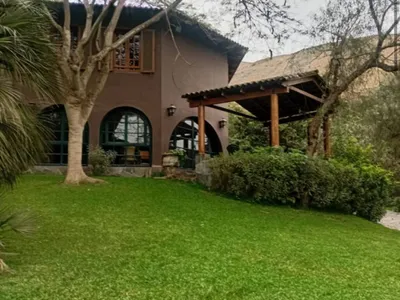 Venta de Casa de Campo en Pachacamac - Lima 6 Dormitorios 