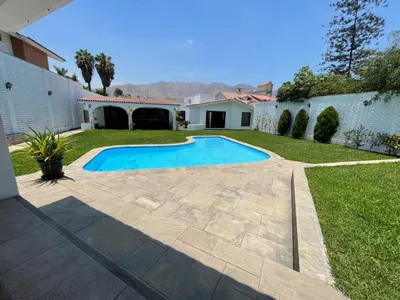 Venta de Casa en La Molina - Lima 3 Dormitorios