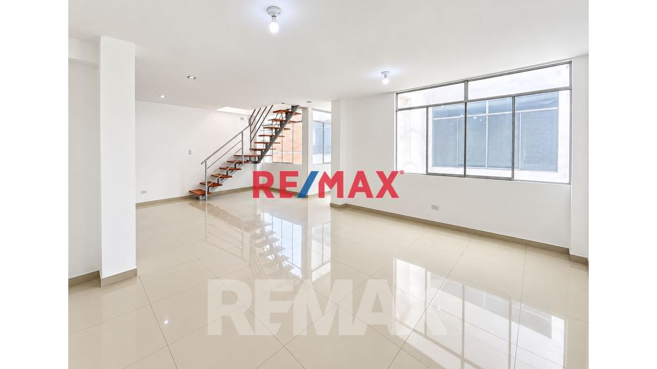 Dúplex De 148 M² Frente A Parques En San Martín De Porres