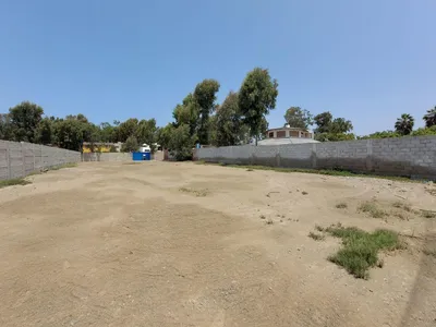 Terreno en venta · Mala · 926 m²
