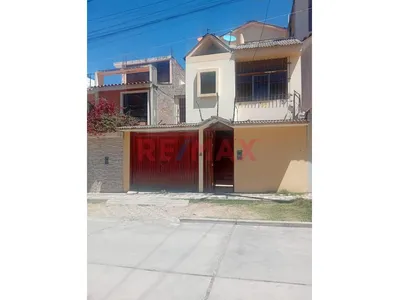 Alquiler De Linda Casa