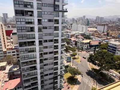 Venta de Oficina en Lince - Lima 0 Dormitorio 