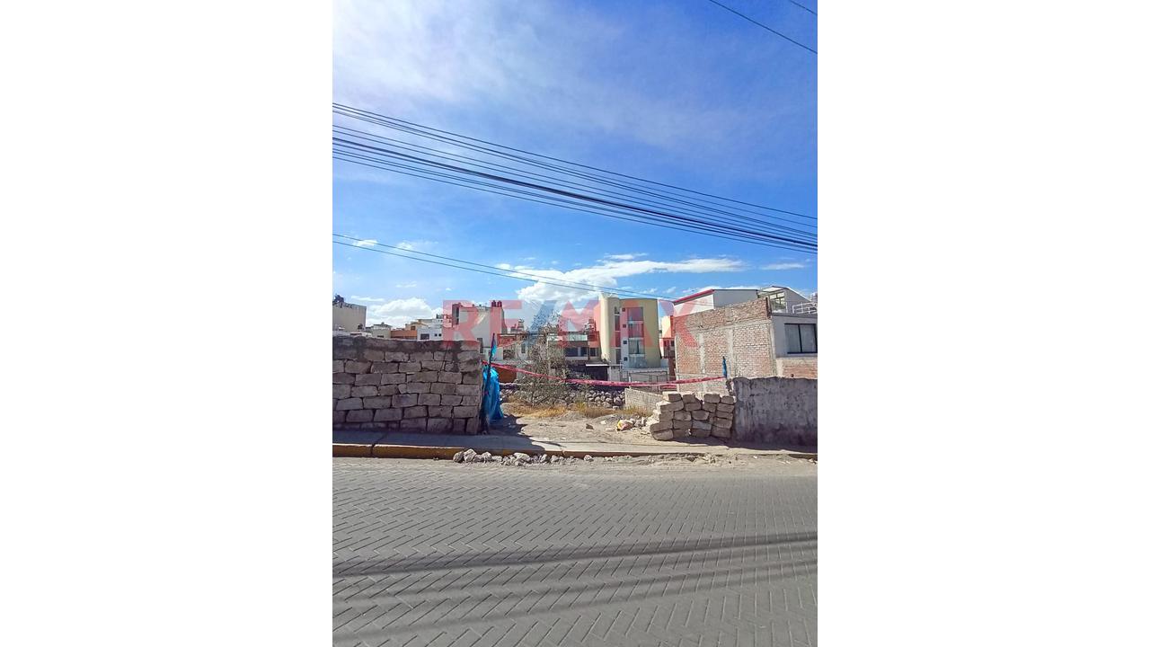 Venta De Terreno Urbano En Avenida Arequipa Cerro Colorado