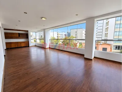 Vive En San Isidro Con Una Terraza De 185 M2 De Uso Exclusivo