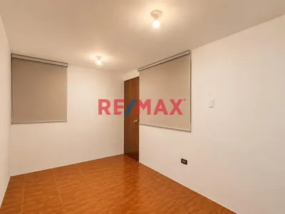 Se Vende Funcional Y Amplio Departamento En La Perla Límite Con San Miguel