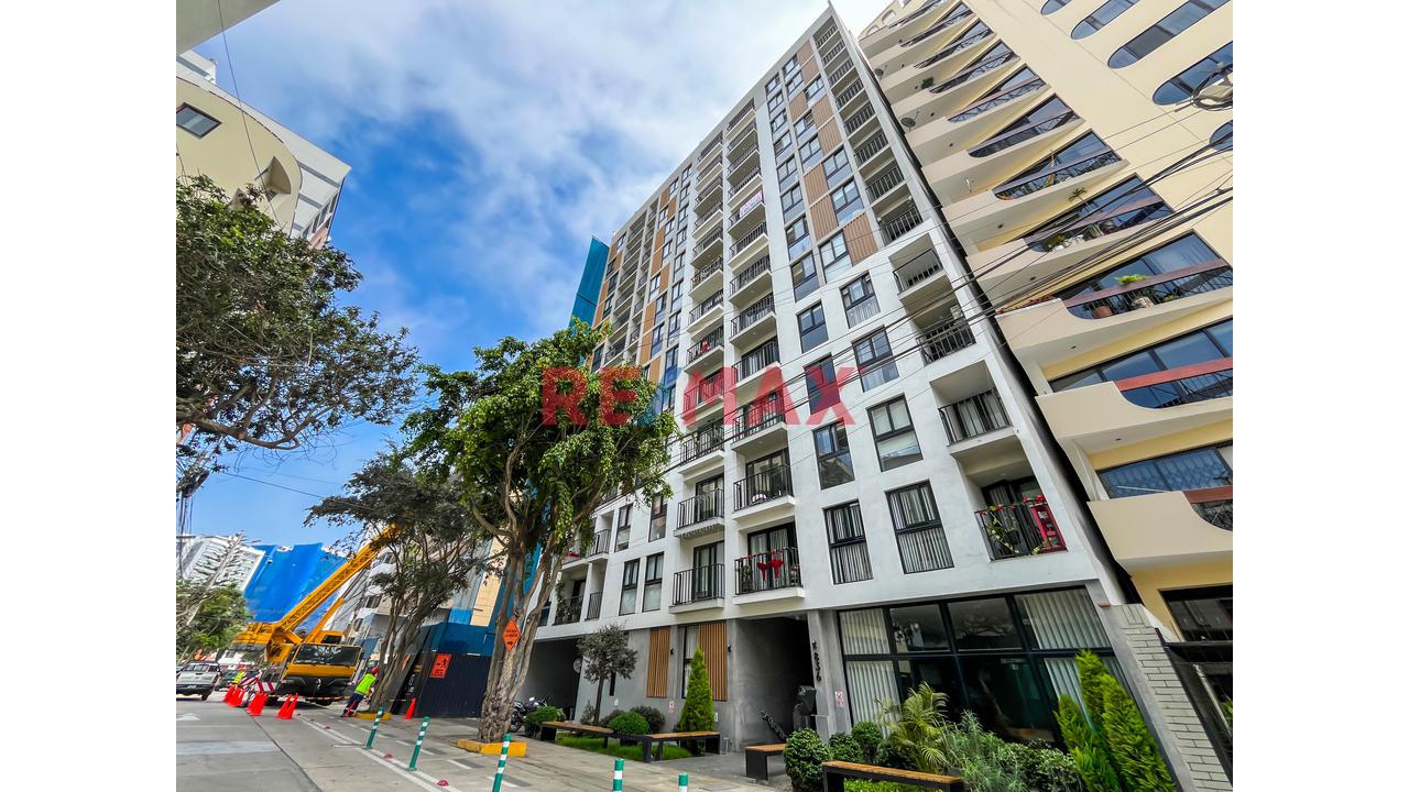 ✨ ¡Vive Miraflores Como Siempre Soñaste! ✨ Moderno Departamento En Venta – Calle San Martín