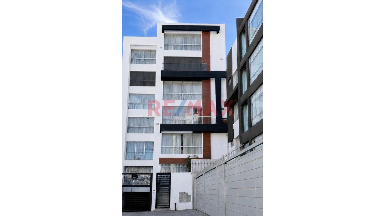 ¡En Venta Departamento 5To Piso En Arrayanes – Cerca A La Universidad Católica! 🏡