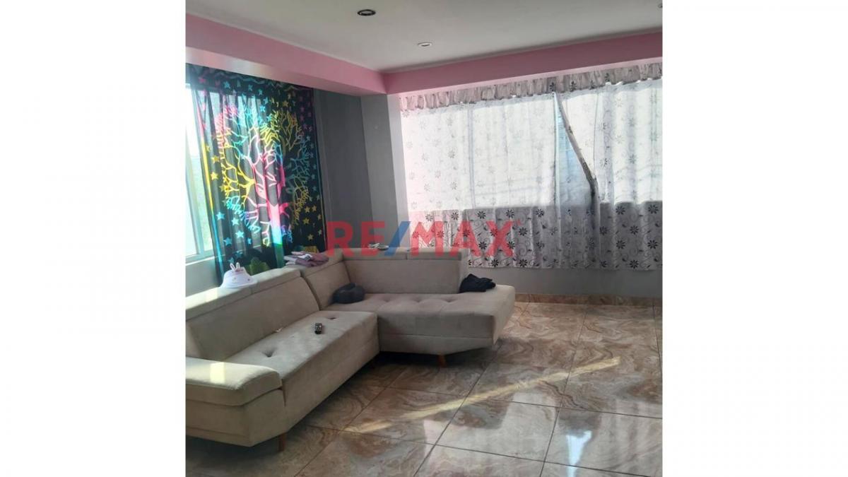 Venta de Casa en Villa El Salvador - Lima 7 Dormitorios 