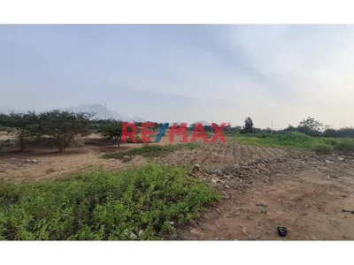 Se Vende Terreno De 1000 M2 - Sector Alto El Moro - Laredo - $38,000