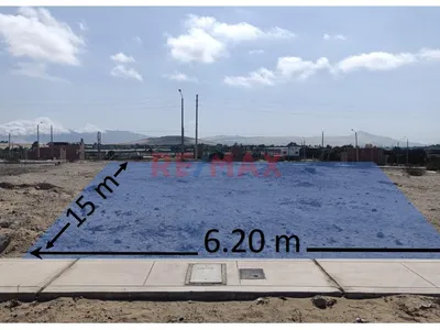Vendo Terreno Frente A Parque, Area: 93 M2,  Iv Etapa Las Praderas De Los Portales