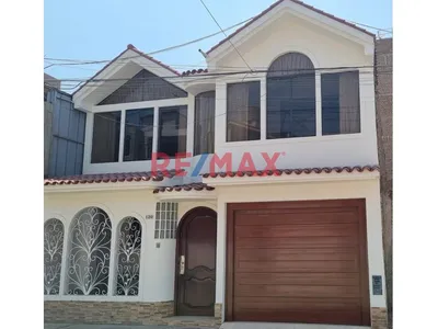 Vendo Casa- Urb. Cafe Peru- Chiclayo
