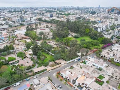Venta de Terreno / Lote en Santiago de Surco - Lima