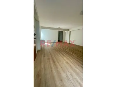 Venta De Departameto De 3 Dormitorios - Surco