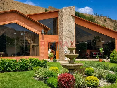 Venta Casa La Molina 4 Habitaciones 5 Baños 840 M² 4 Cocheras