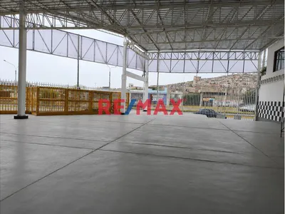 ¡Amplio Local Comercial Con Excelente Potencial Para Negocio En San Luis!