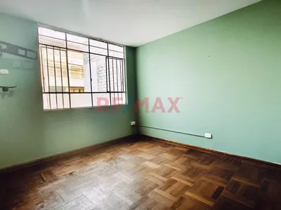 Alquilo Mini Dpto 35 M2 2Do Piso Urb. Las Brisas A Pocas Cdras. De  La Universidad Catolica Y San Marcos