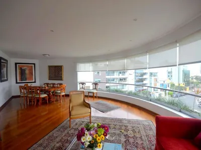 Venta de Departamento en Miraflores - Lima 4 Dormitorios
