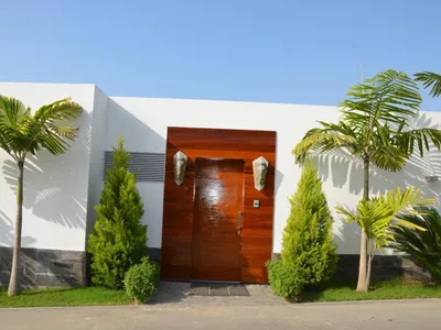Venta de Casa de Playa en Pucusana - Lima 5 Dormitorios 