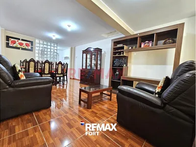 Vendo Casa Urb. San Juan Masías Callao 2 Pisos Mas Aires