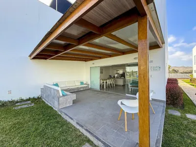 Venta de Casa en San Antonio - Cañete 4 Dormitorios 