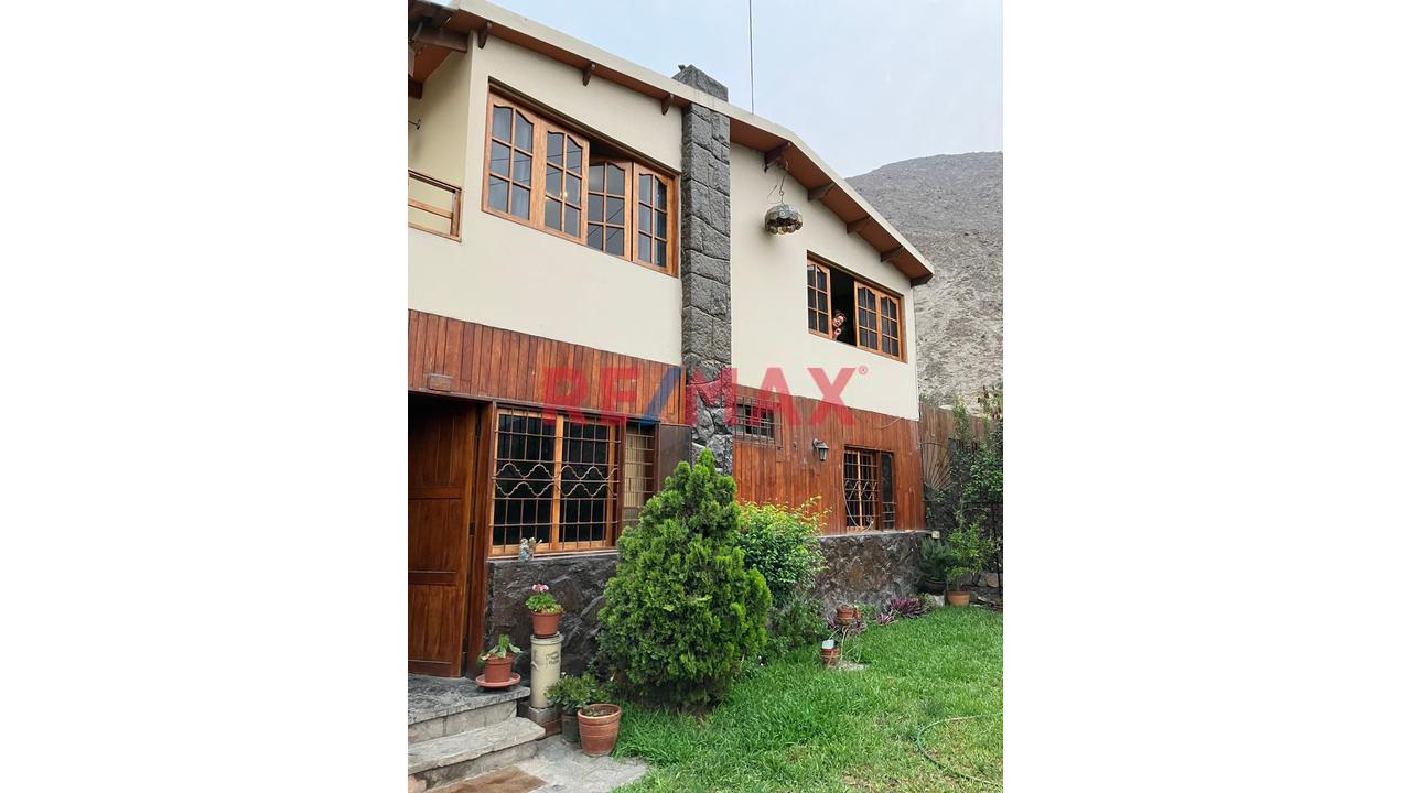 Venta De Hermosa Casa En Chaclacayo – Urb. El Cuadro
