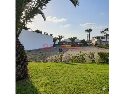 Lote Listo Para Construir En Exclusivo Condominio De Playa Coral
