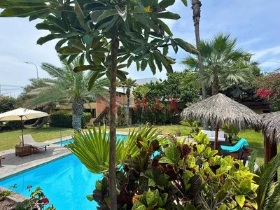 💎 Exclusiva Propiedad En La Encantada De Villa – Terreno Triple
