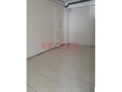 Local En Cuarto Piso – Privacidad Y Excelente Ubicación Comercial