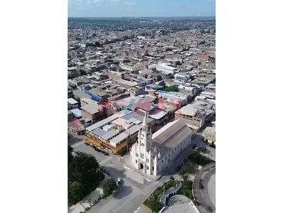 Venta De Terreno Tres Frentes En Centro De Sullana