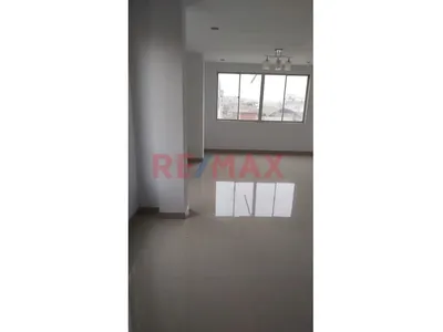 Venta De Departamento En 4To Piso – 90 M² – Av. El Sol – Cerca Al Tren