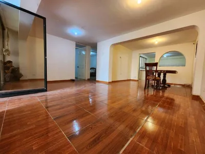 Venta de Departamento en Comas - Lima 4 Dormitorios 