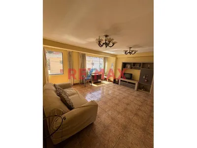 Departamento 2Do. Piso  Urb. Los Andenes