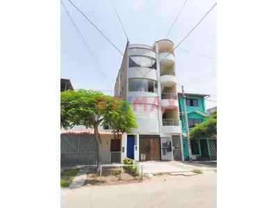 Amplio Departamento En Venta – Urb. Tablada De Lurín, Vmt
