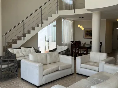 Venta de Casa en Lurín - Lima 6 Dormitorios 