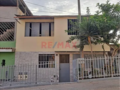 Vendo Casa En San Juan De Miraflores A Solo 10 Minutos De La Estación Maria Auxiliadora
