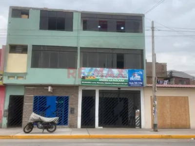 Venta de Casa en Comas - Lima 6 Dormitorios