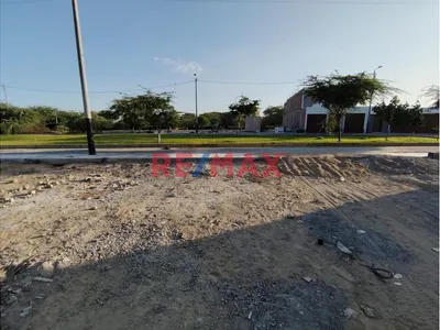 Se Vende Terreno De 184 M2 En Residencial Acacias-Castilla