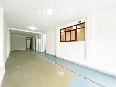 Venta de Local Comercial en Los Olivos - Lima 0 Dormitorio 