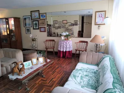 Venta de Casa en Santiago de Surco - Lima 4 Dormitorios