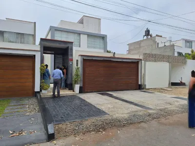 Venta de Casa en Chorrillos - Lima 4 Dormitorios
