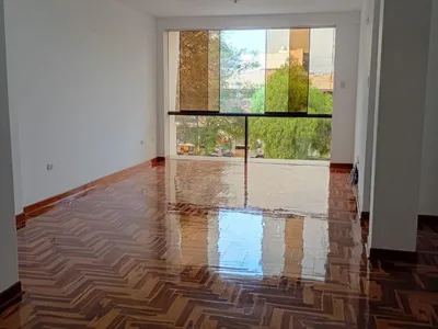 Alquiler de Departamento en Trujillo - Trujillo 3 Dormitorios 