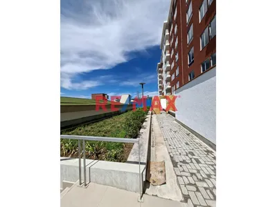 Departamento En Alquiler "Condominio Los Parques"