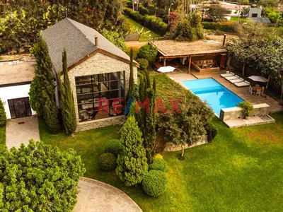 💎 Oportunidad Única En Mala – Ideal Casa De Descanso O Inversión