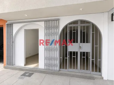 Departamento En Primer Piso En Surquillo | S/275,000