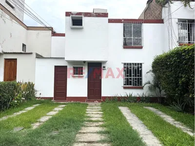Venta De Casa En Surquillo Como Terreno